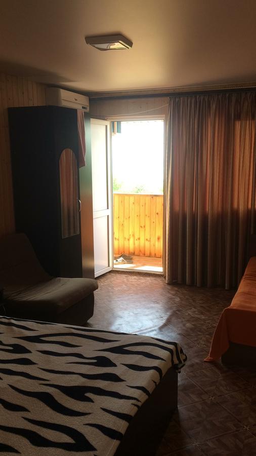 New Athos Guest House On Gagarina Varvara10 מראה חיצוני תמונה